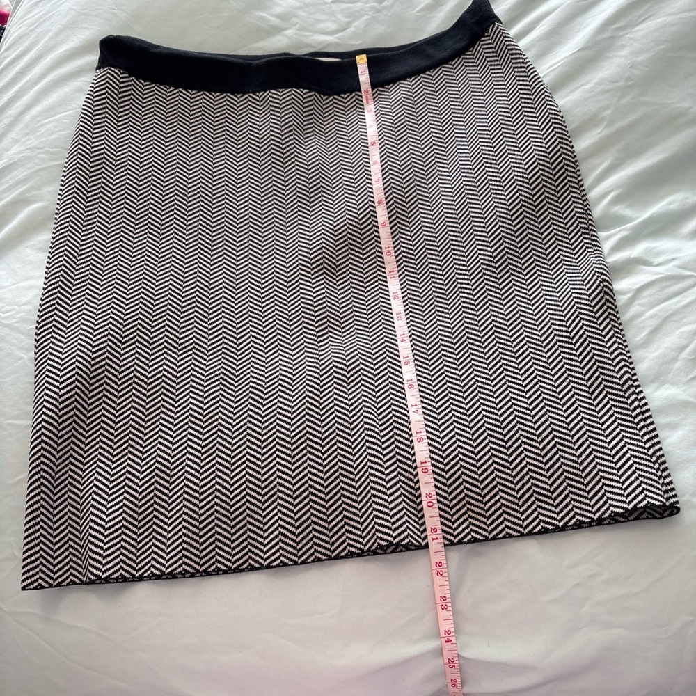 Houndstooth pattern sweater skirt! Very, very cute and comfy!